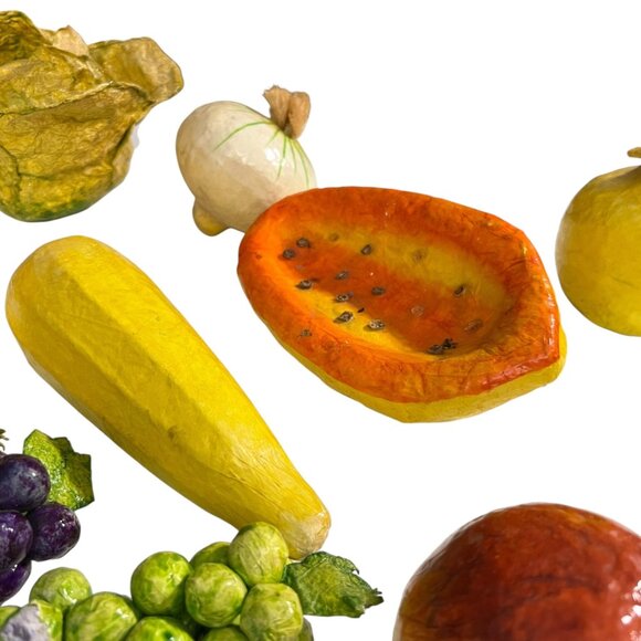 Vintage 14 Mexican Paper Mache Fruits Vegetables Folk Art - Picture 9 of 10